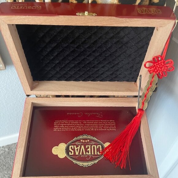 Chinese Take-Out - Red Cigar Box Purse w/Boho Adjustable Animal Print CrossBody - Picture 7 of 9